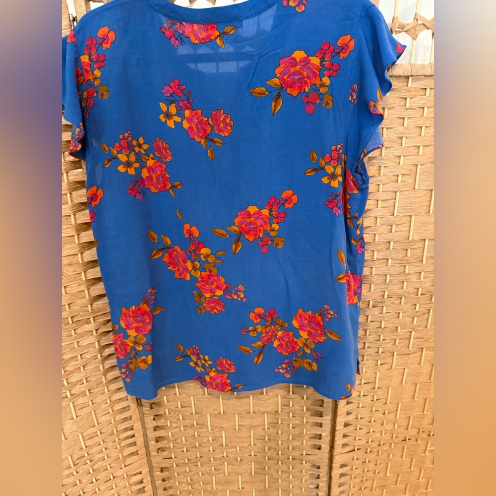 Floral Blue Women's Top - Picture 3 of 3